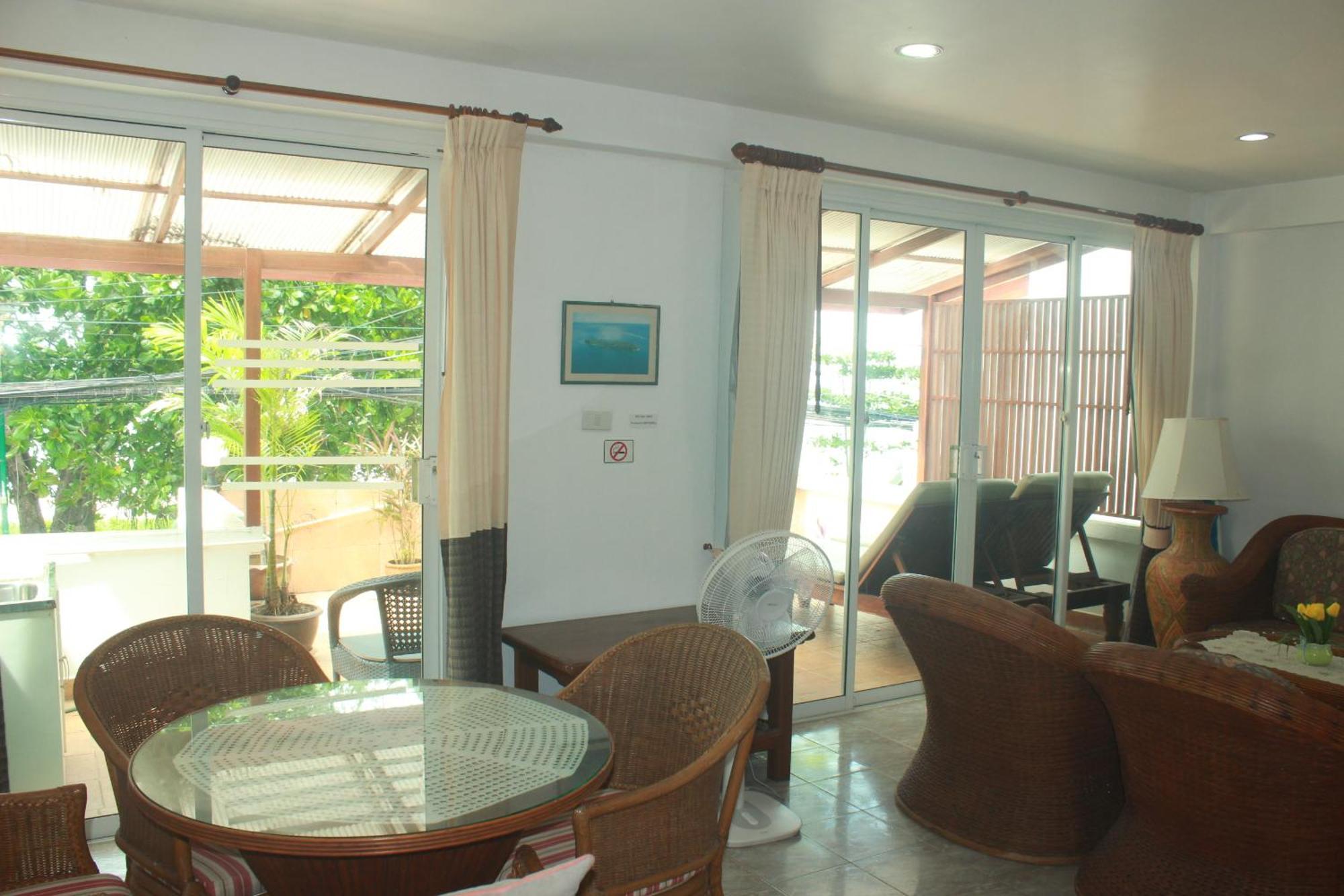 Naithon Beach 3*