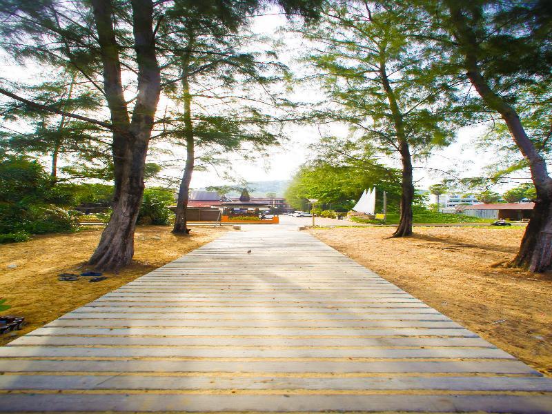 Phuket Island View - Sha Extra Plus Resort