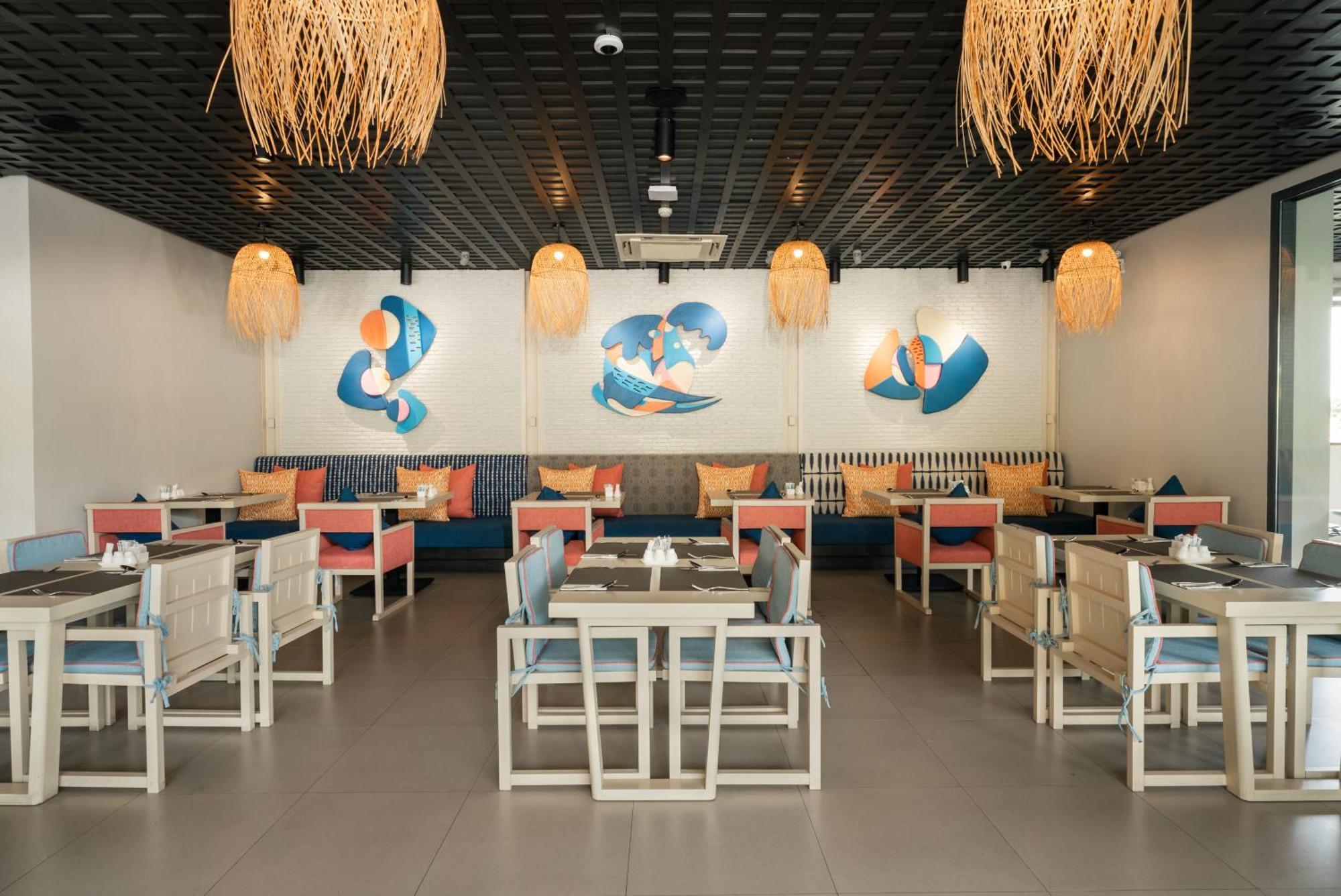 Hotel Ikon Phuket - Sha Extra Karon