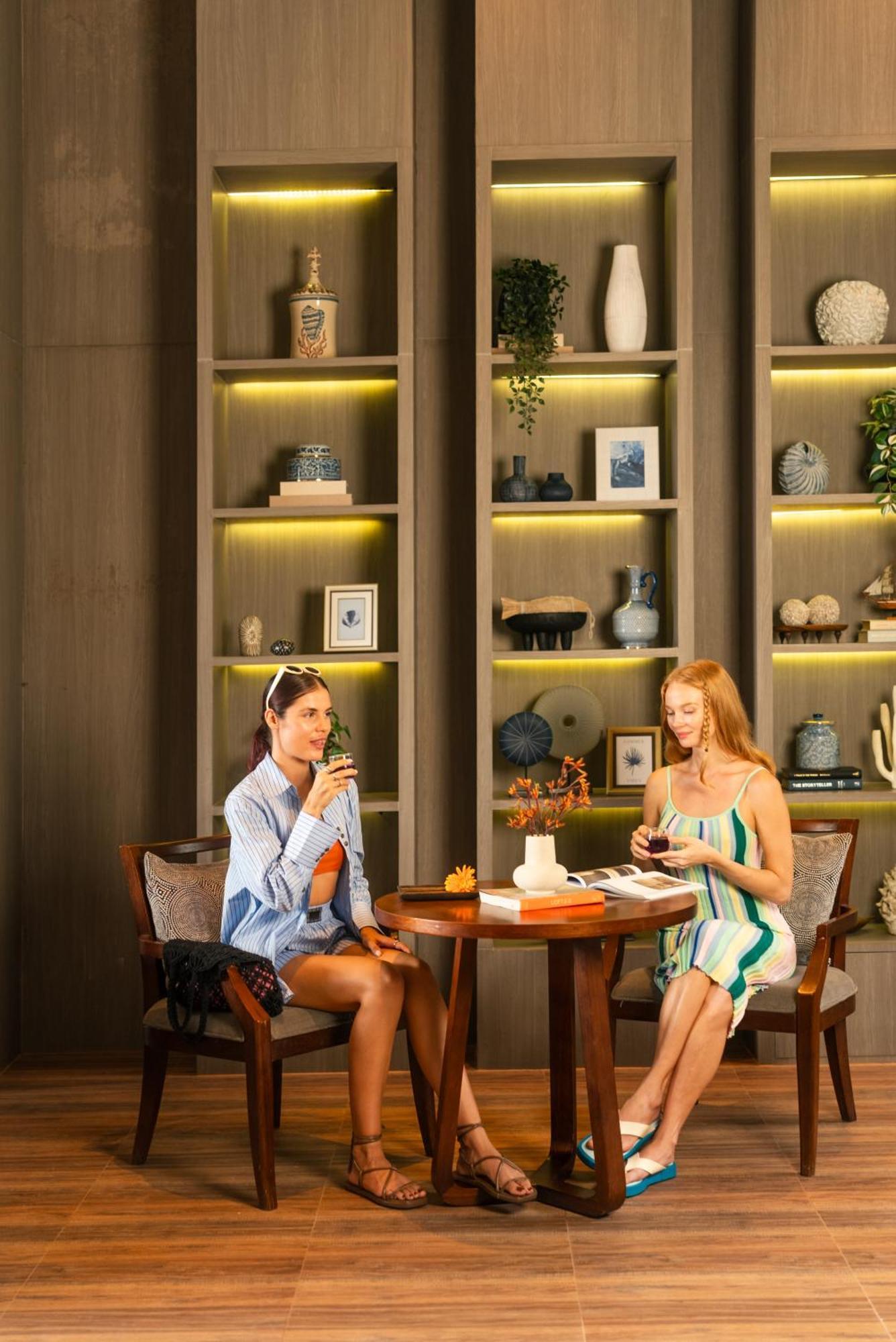 Hotel Ikon Phuket - Sha Extra 4*