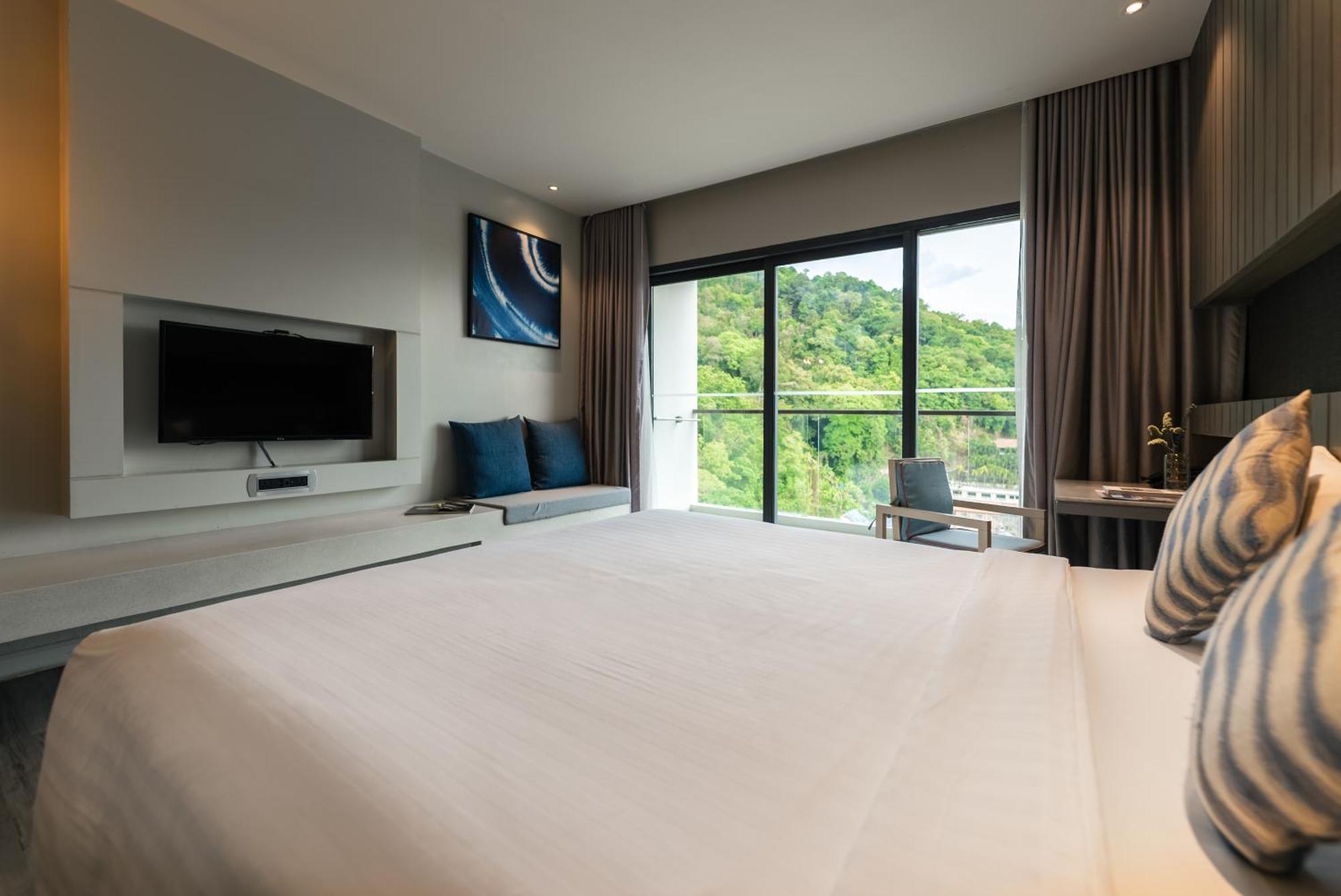 Ikon Phuket - Sha Extra 4* Karon