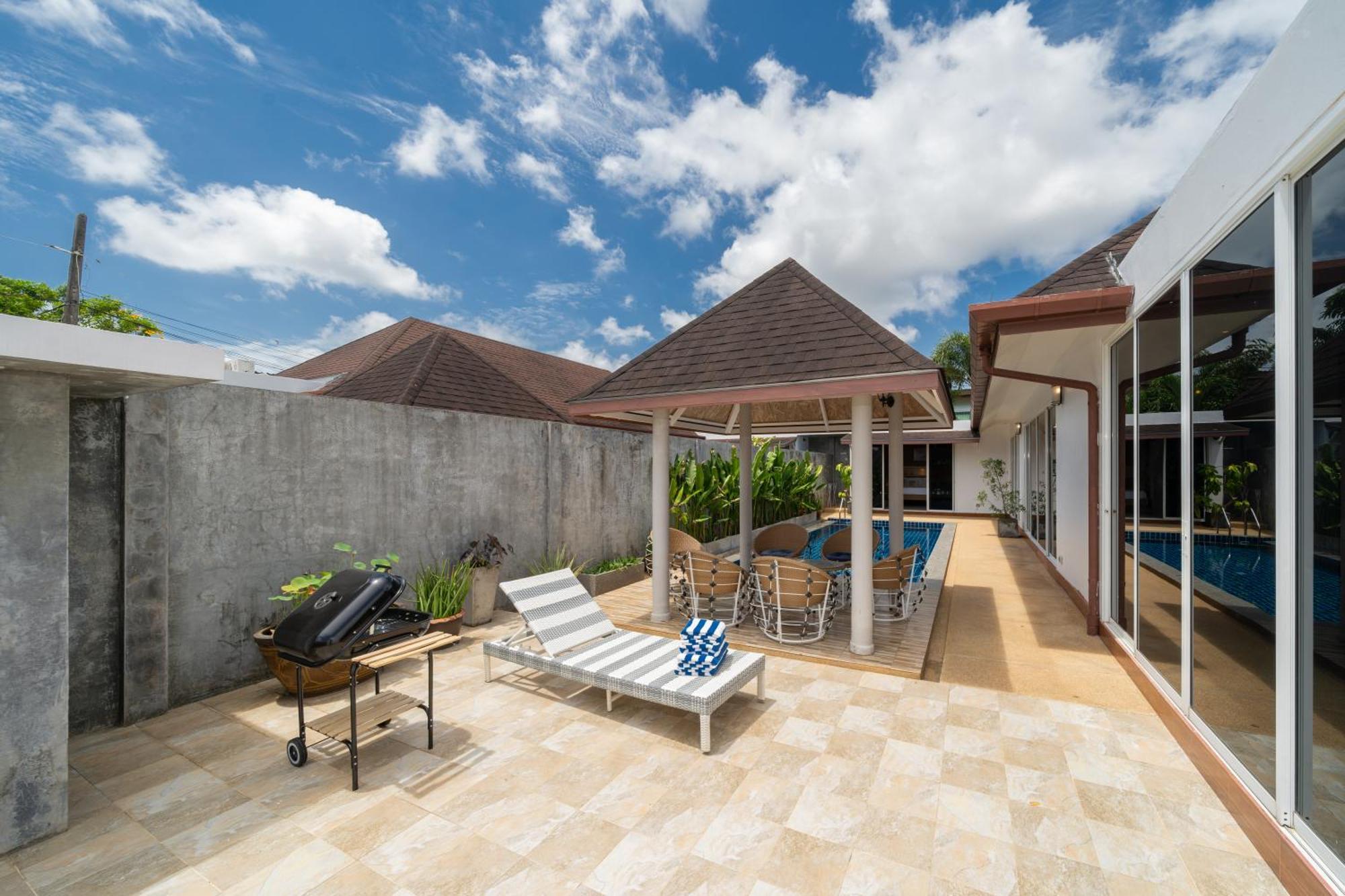 Bangtao With A Long Pool 12 Meters Vila Phuket