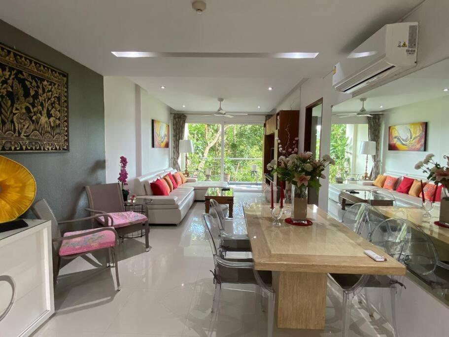 Spacious Golf View 2 Bdrs 100 Sqm Apartment Phuket