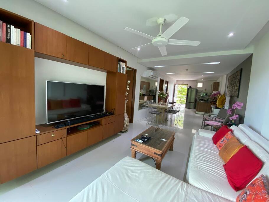 Apartment Spacious Golf View 2 Bdrs 100 Sqm