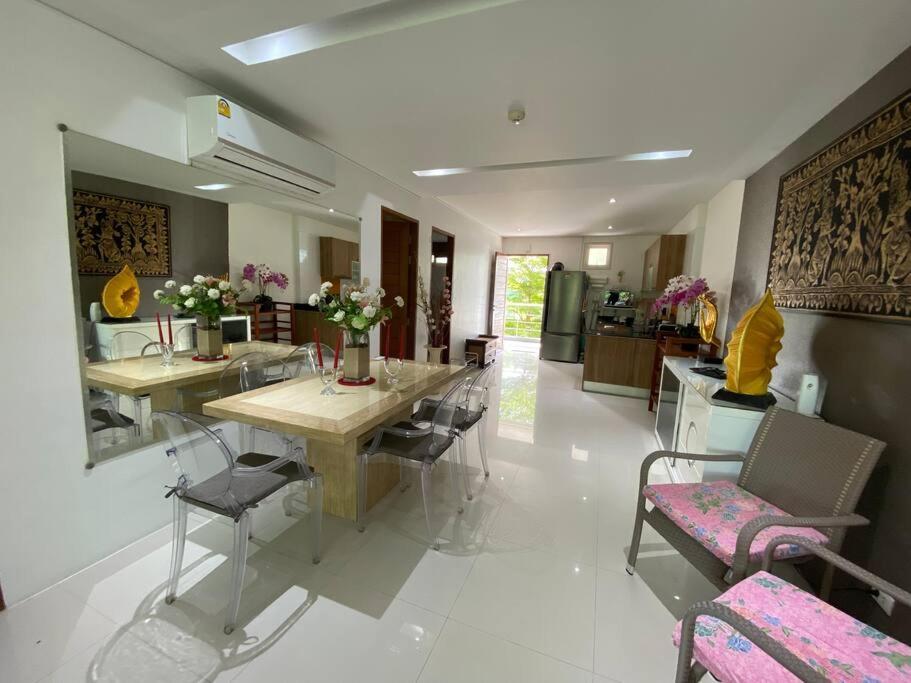 Apartment Spacious Golf View 2 Bdrs 100 Sqm Phuket