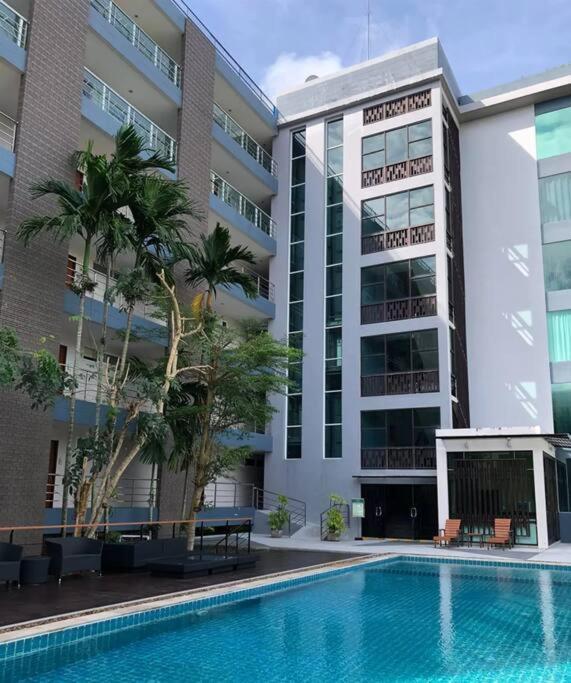 Apartment Spacious Golf View 2 Bdrs 100 Sqm Phuket