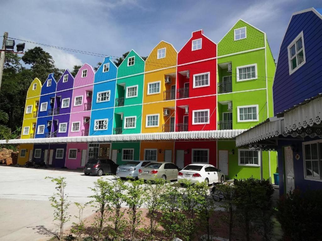 Hotel Holland Patong