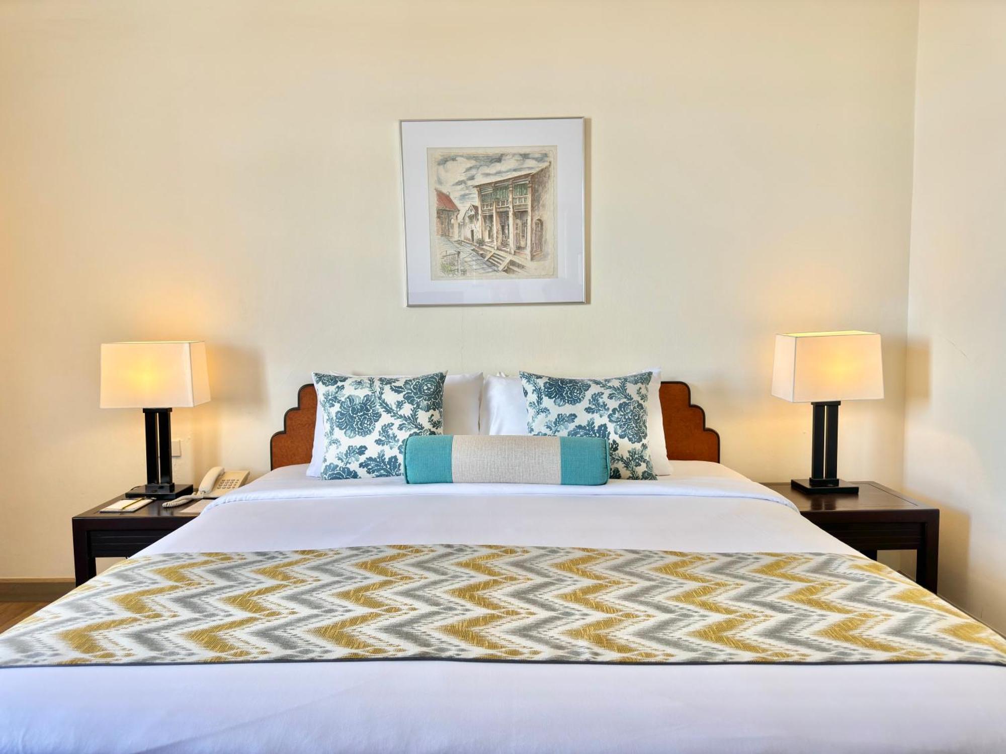 Merlin Hotel 4*