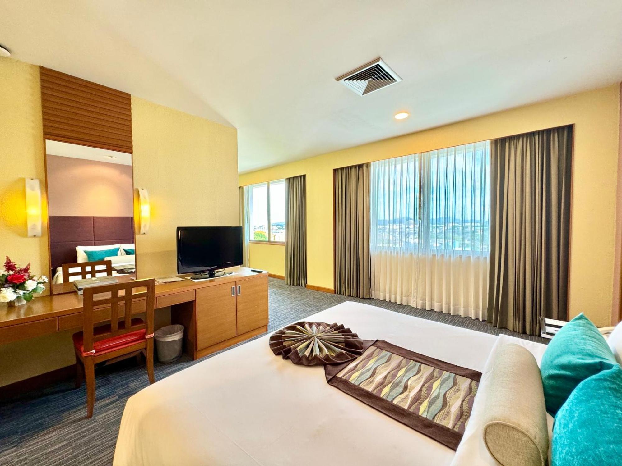 Merlin Hotel