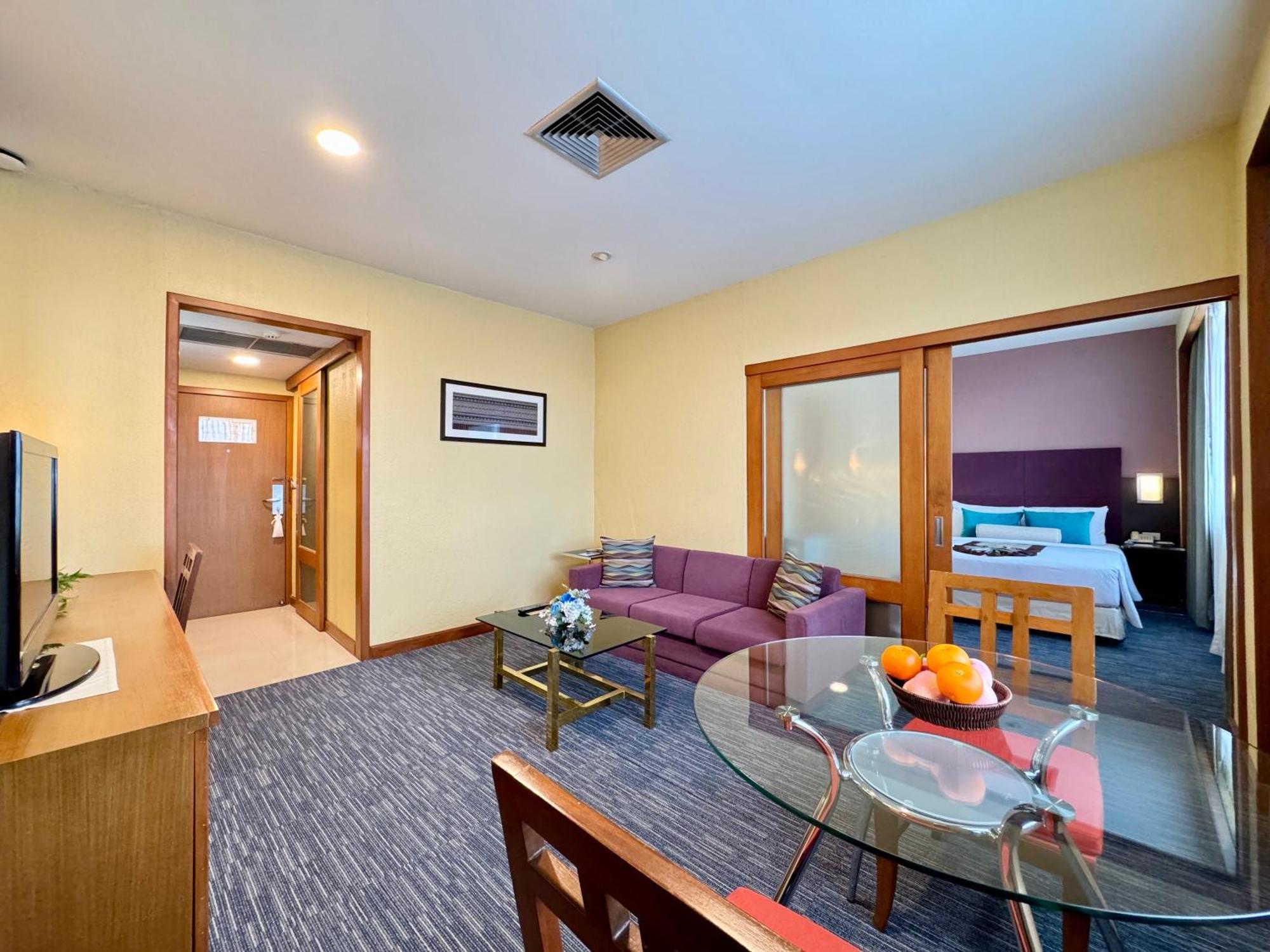 Merlin Hotel 4*