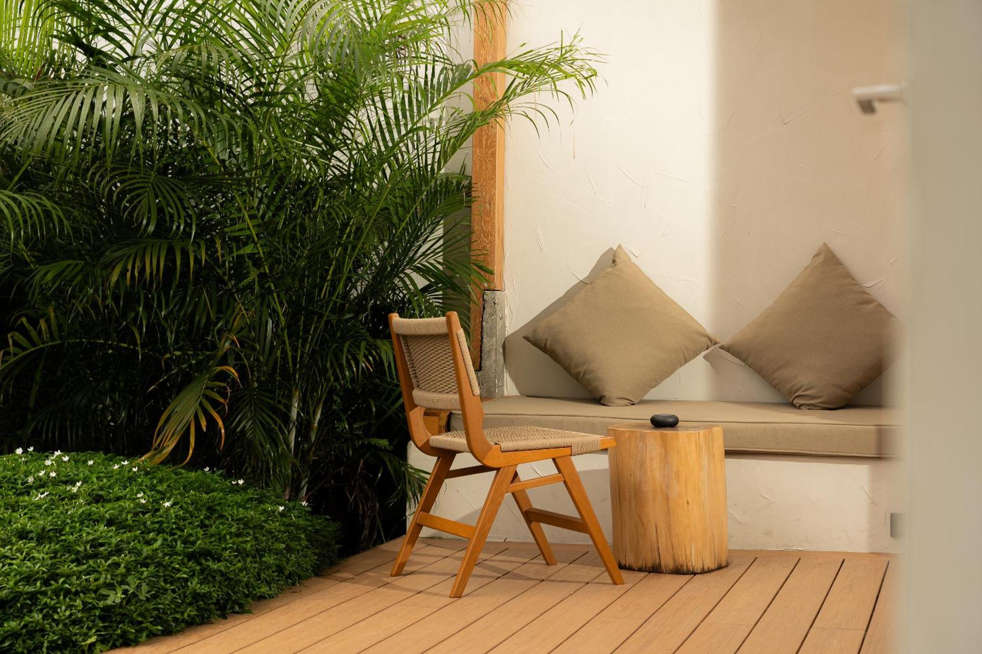 Resort Eden & Phuket 4*