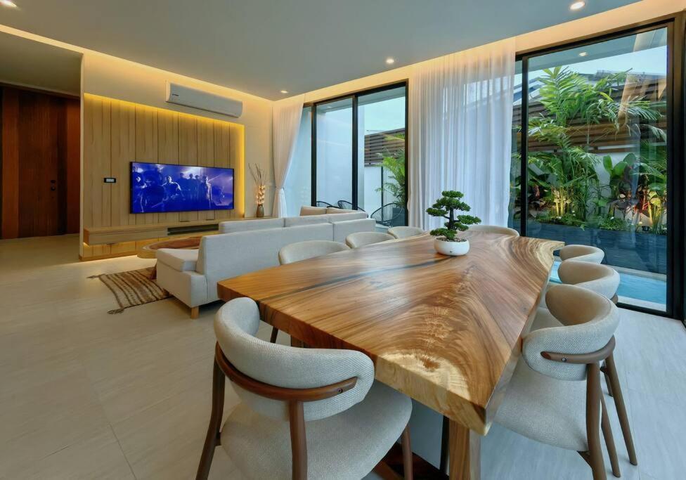 Villa Luxury Bangtao Pool - Prymaverde *