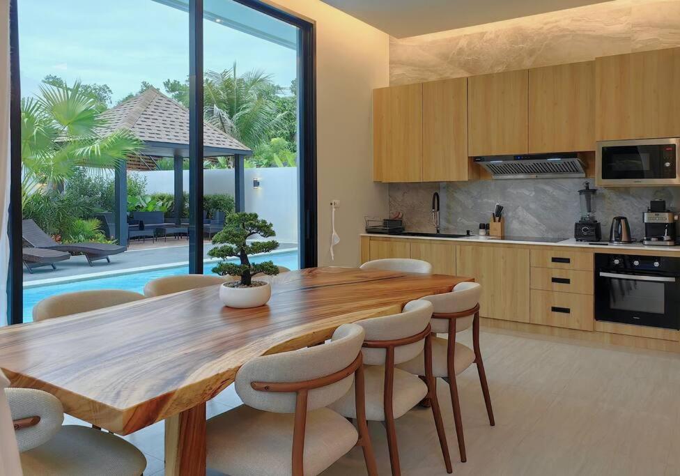 Luxury Bangtao Pool - Prymaverde Villa Phuket