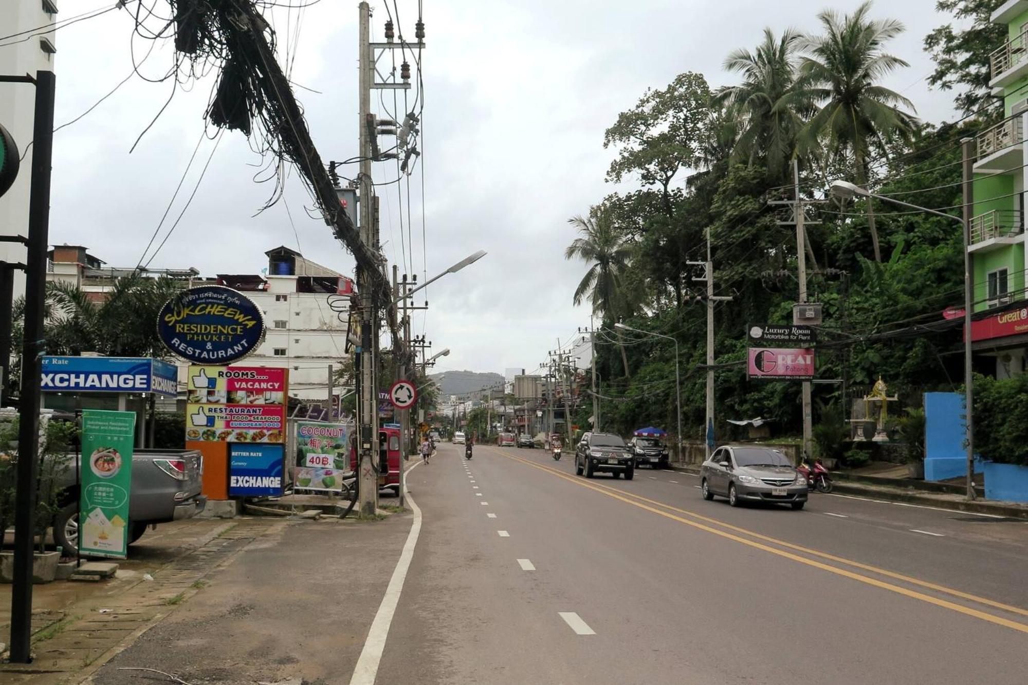 Large 1 Bedroom1 Bathroom 1 Km Walking To Apartment Patong