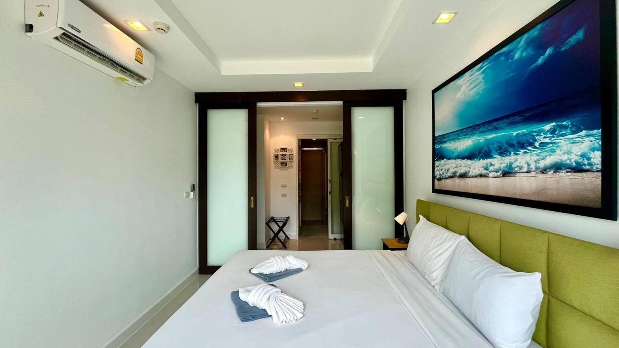 Large 1 Bedroom1 Bathroom 1 Km Walking To Apartment