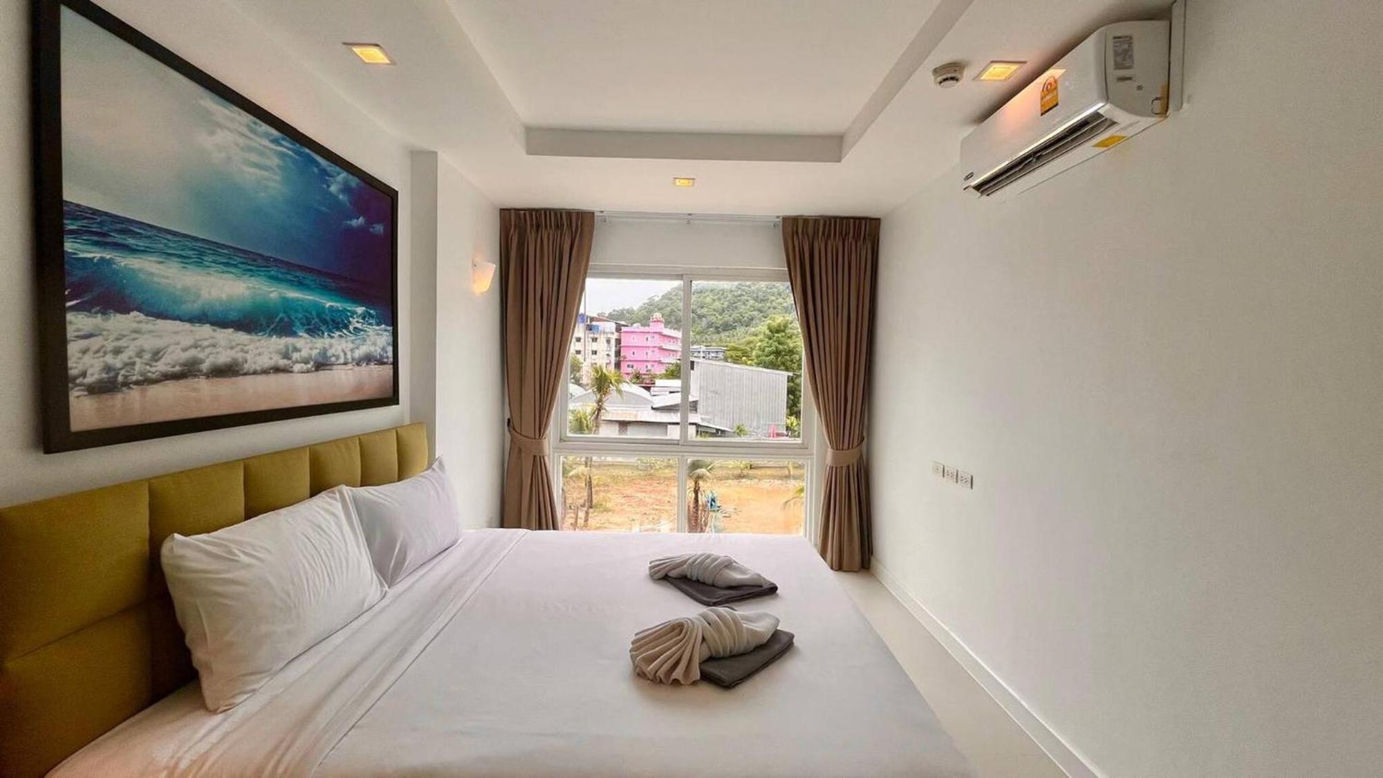 Apartment Large 1 Bedroom1 Bathroom 1 Km Walking To