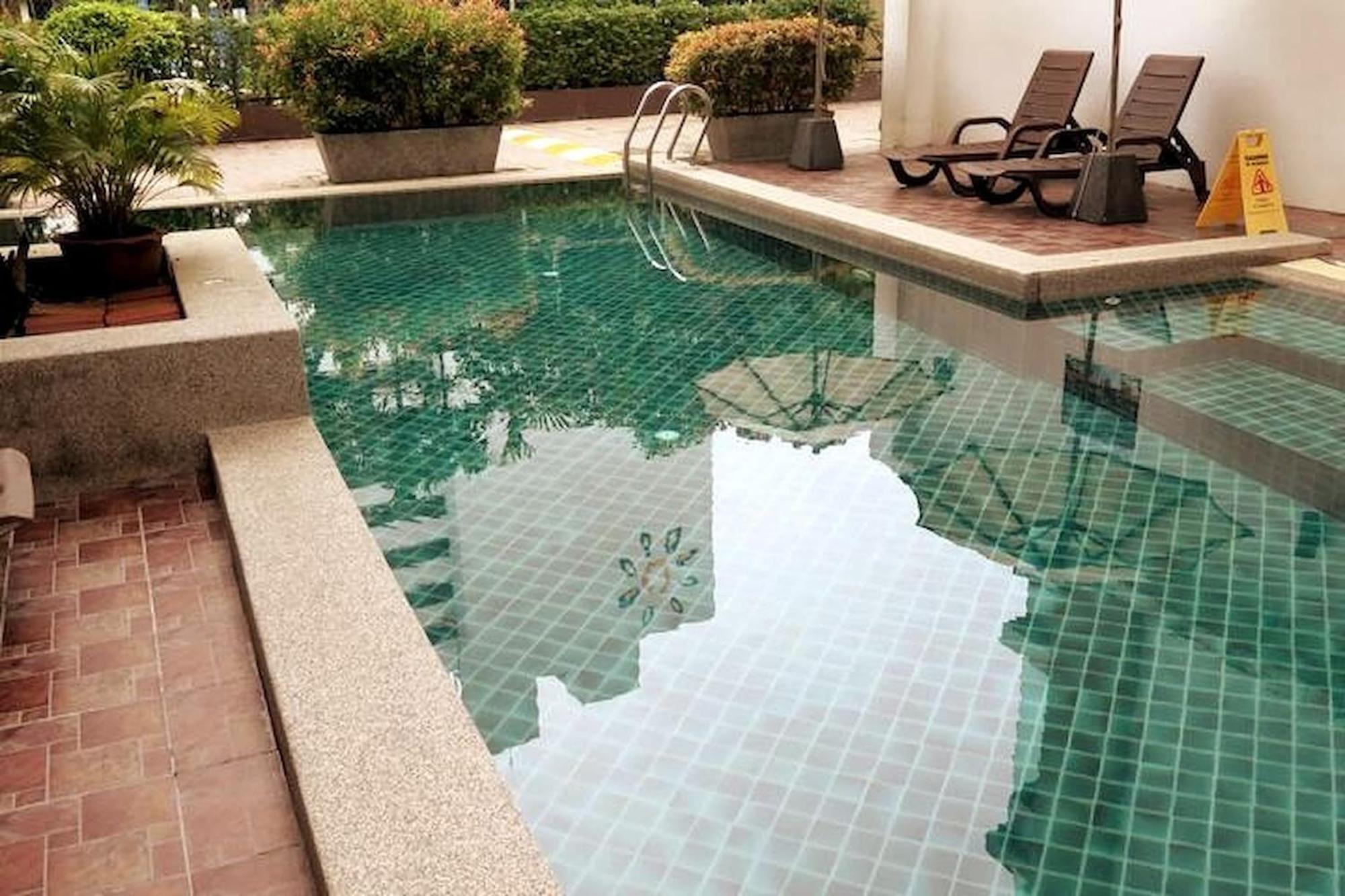 Large 1 Bedroom1 Bathroom 1 Km Walking To Apartment