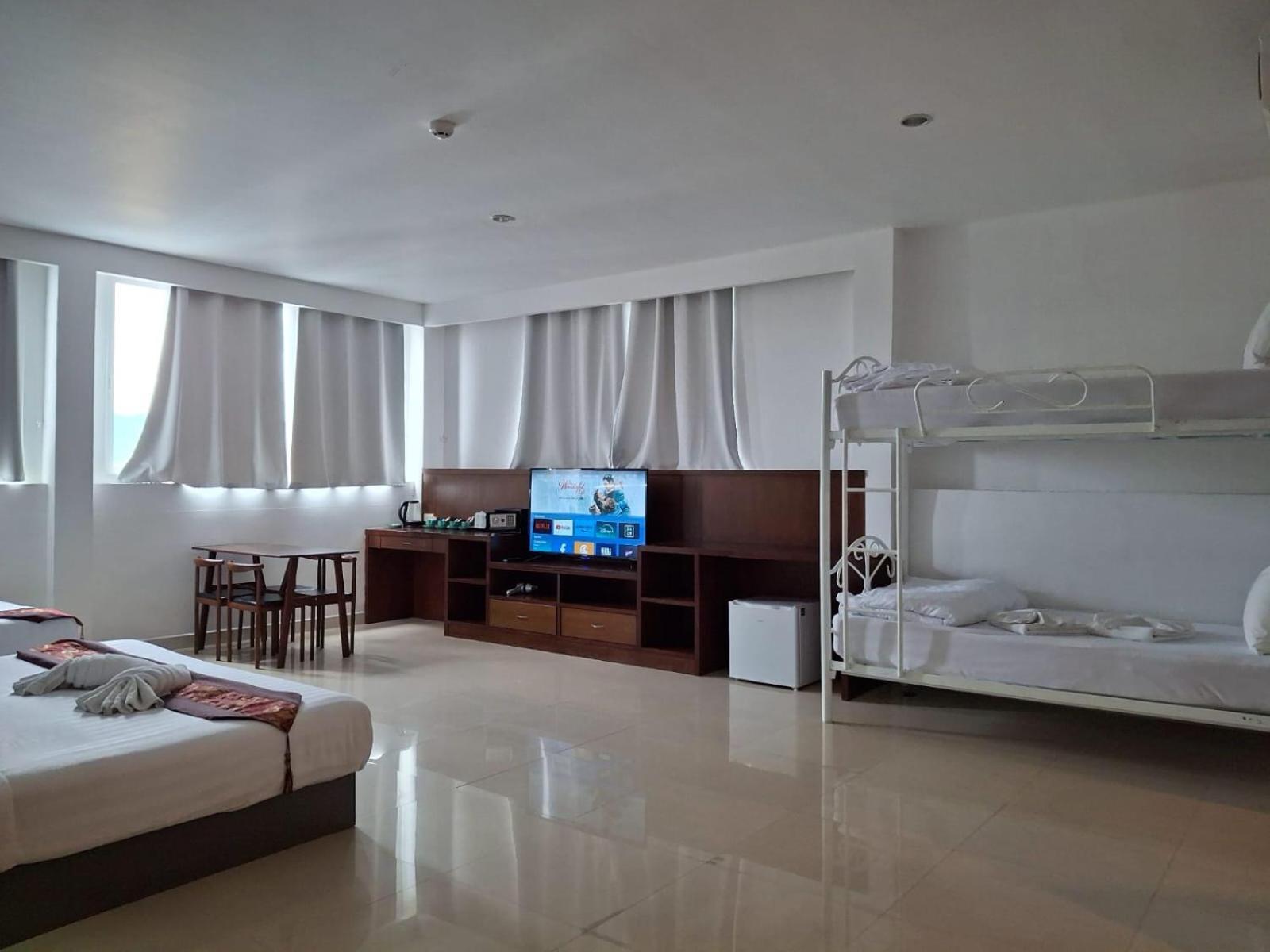 Sereneburi Hotel 3*