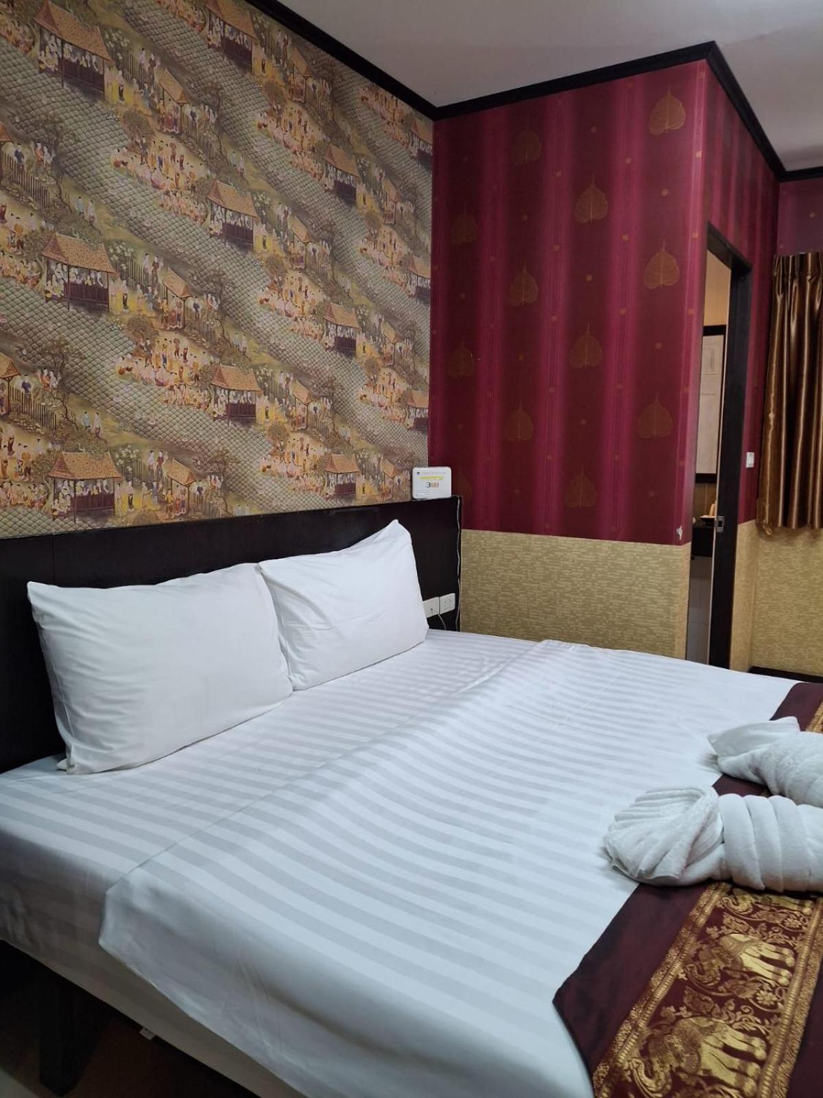 Sereneburi Hotel