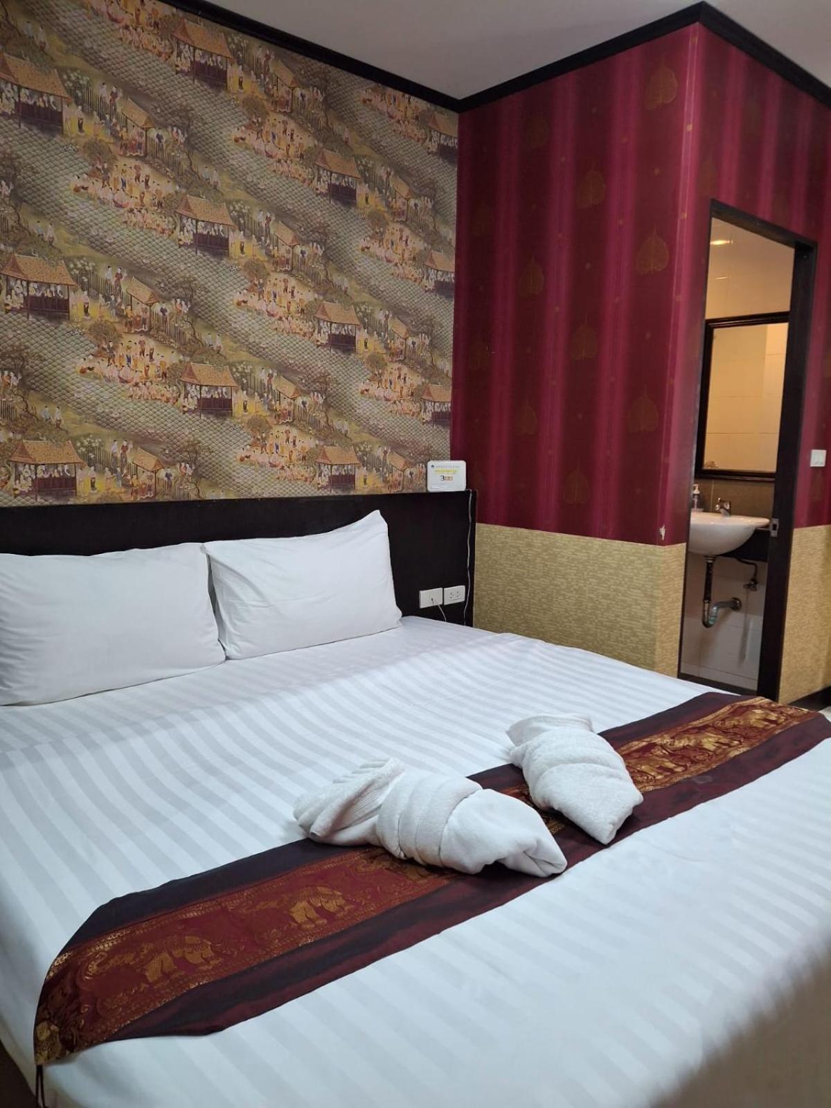 Hotel Sereneburi Patong