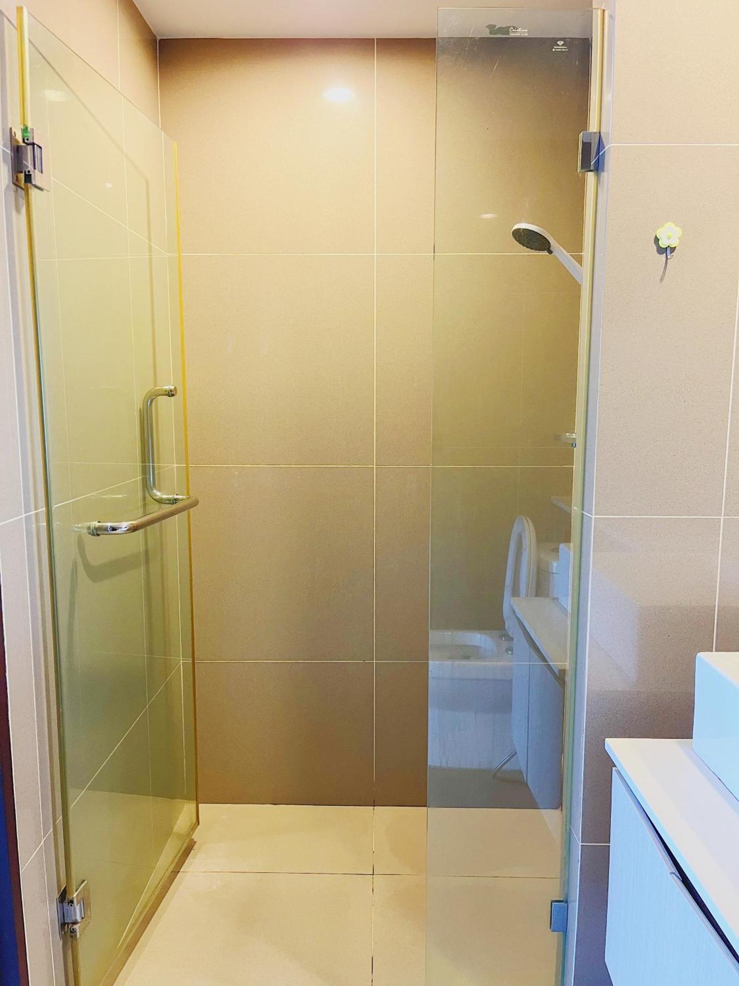 Apartment 04near Shopping Malls And Naka Night Market