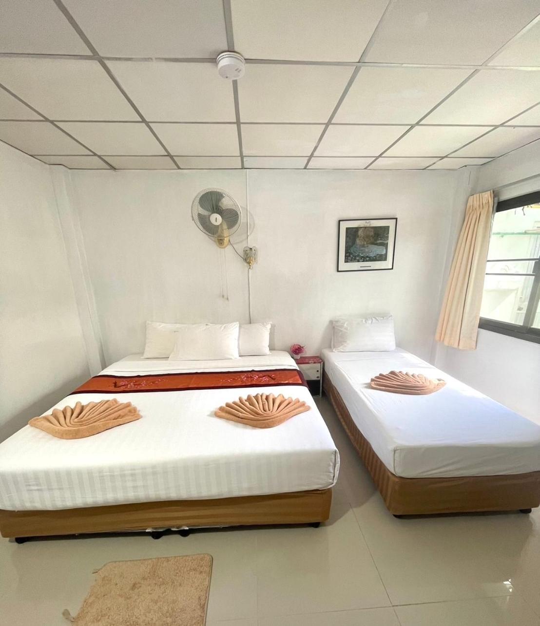 Jj Guest house Karon
