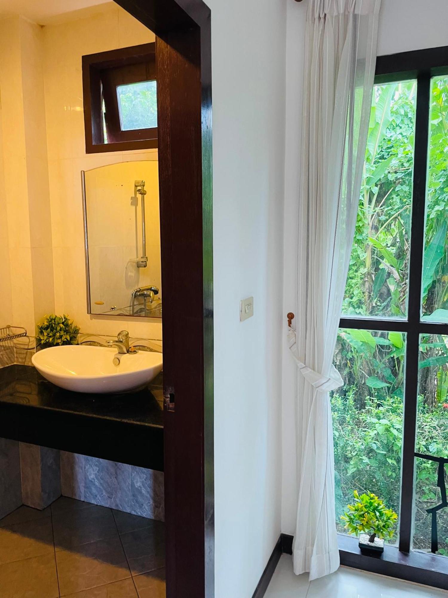 Cozy Villa Karon