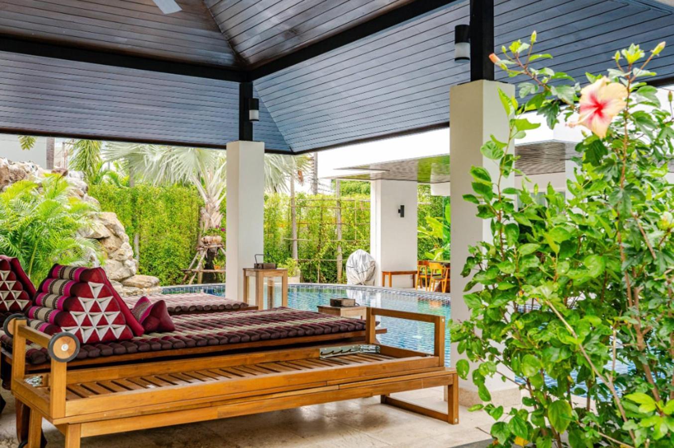 Kyerra 88-16 An Exquisite Mansion With Eclectic Interiors Villa Phuket
