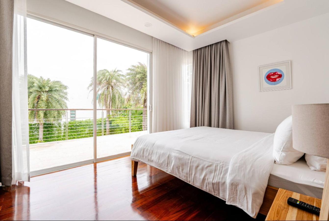Kyerra 88-16 An Exquisite Mansion With Eclectic Interiors Villa *