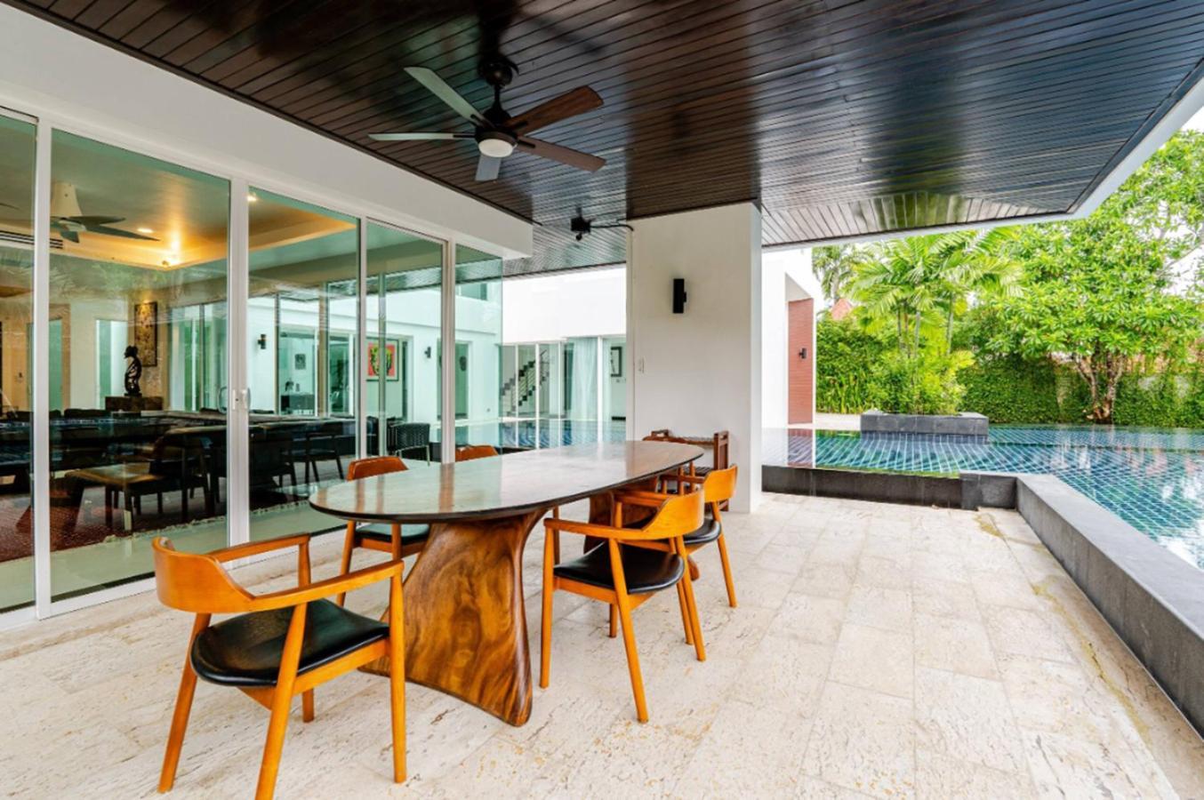 Kyerra 88-16 An Exquisite Mansion With Eclectic Interiors Villa Phuket