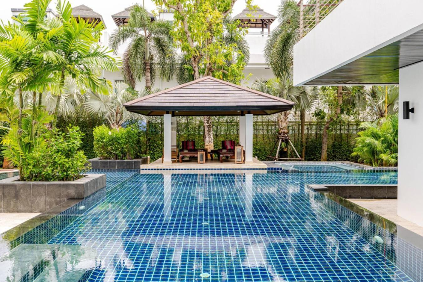 Kyerra 88-16 An Exquisite Mansion With Eclectic Interiors * Phuket