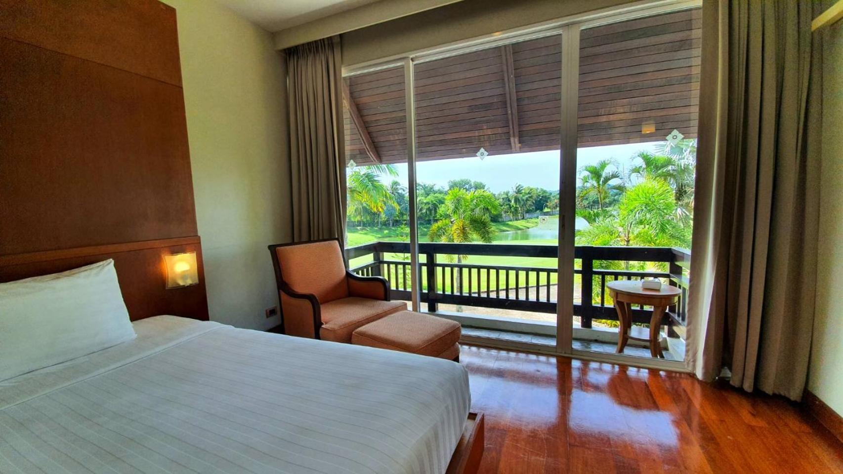 Mission Hills Phuket Golf Resort-sha Extra Resort Por Bay
