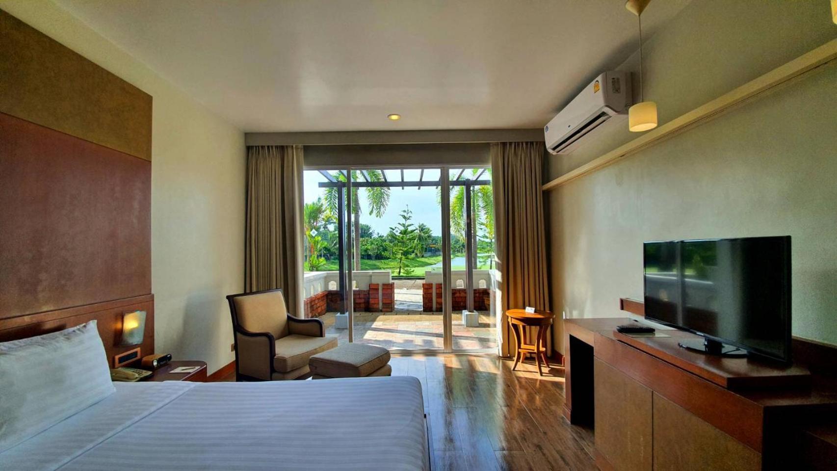 Mission Hills Phuket Golf Resort-sha Extra Resort Por Bay