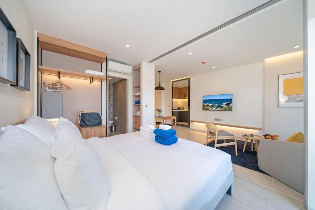New 1 Bedroom In Laguna