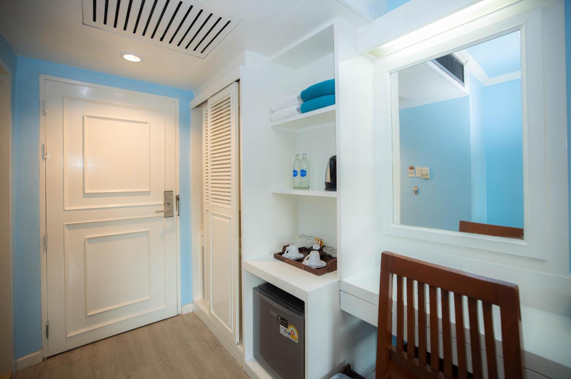 Baumanburi 4* Patong