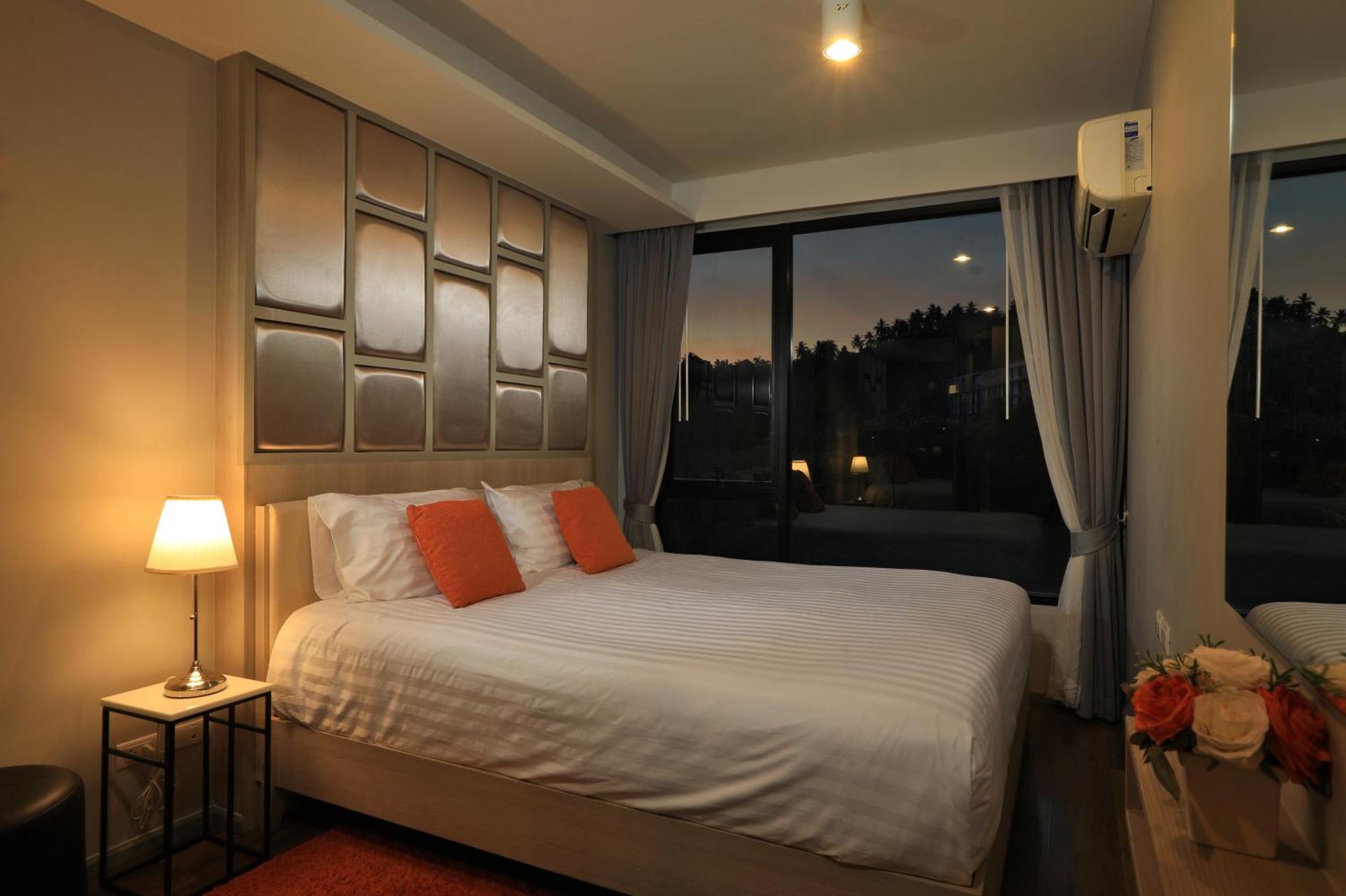 Walking To Surin By Capital Pro Apartment *
