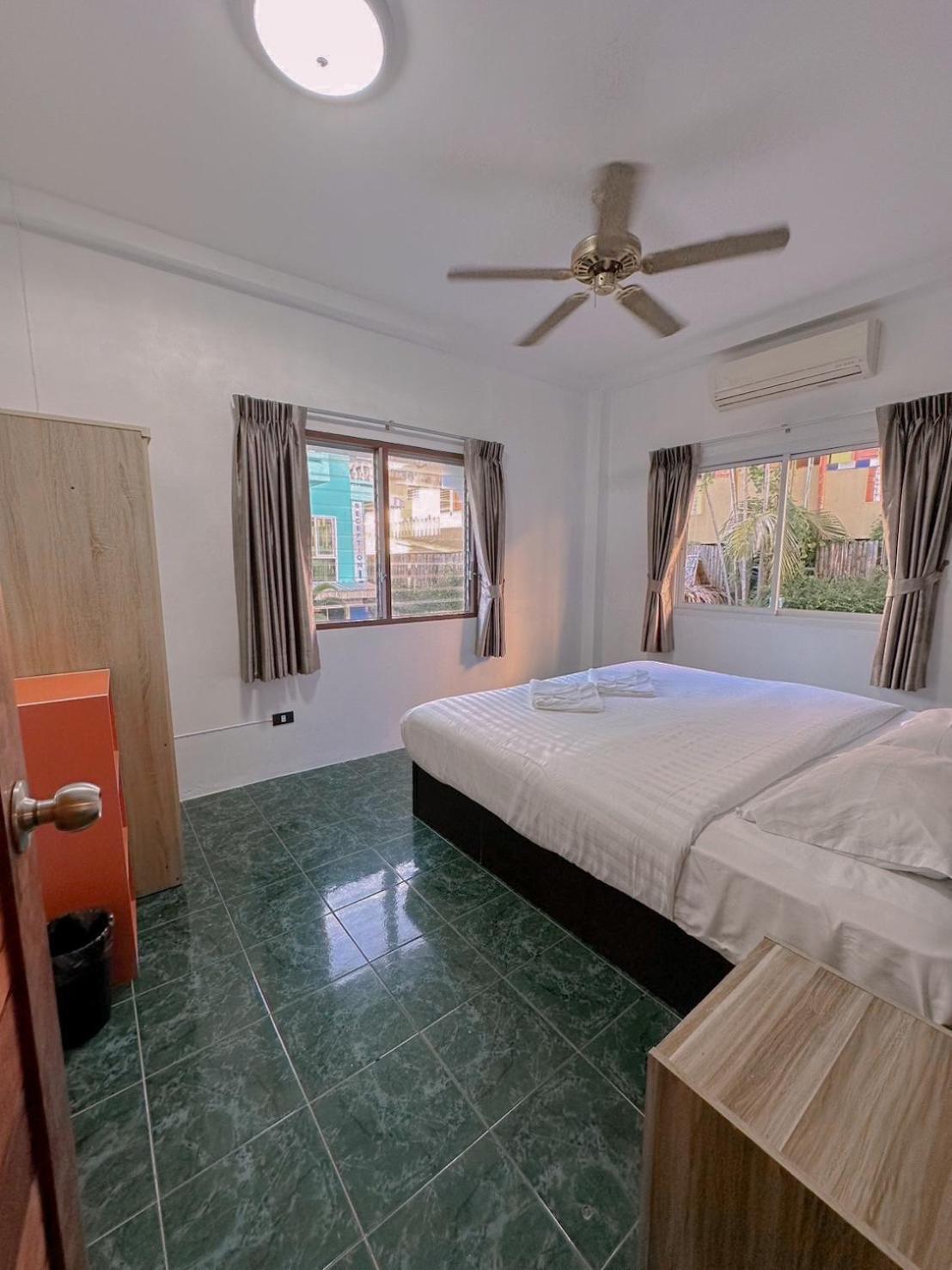 The Residences 3* Patong
