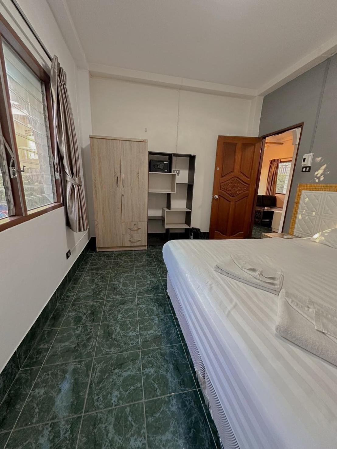 The Residences Hotel 3*