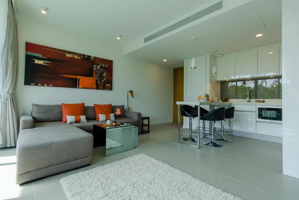 Apartment 2Bdr Apartment Oceanstone Laguna By Capital Pro *