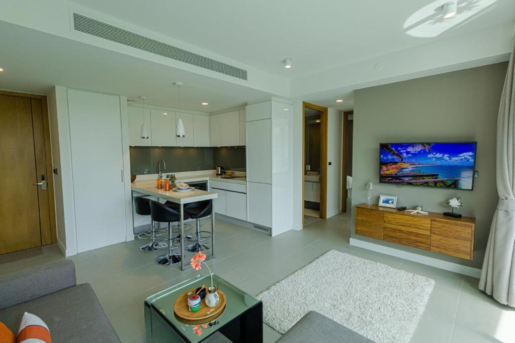 Apartment 2Bdr Apartment Oceanstone Laguna By Capital Pro