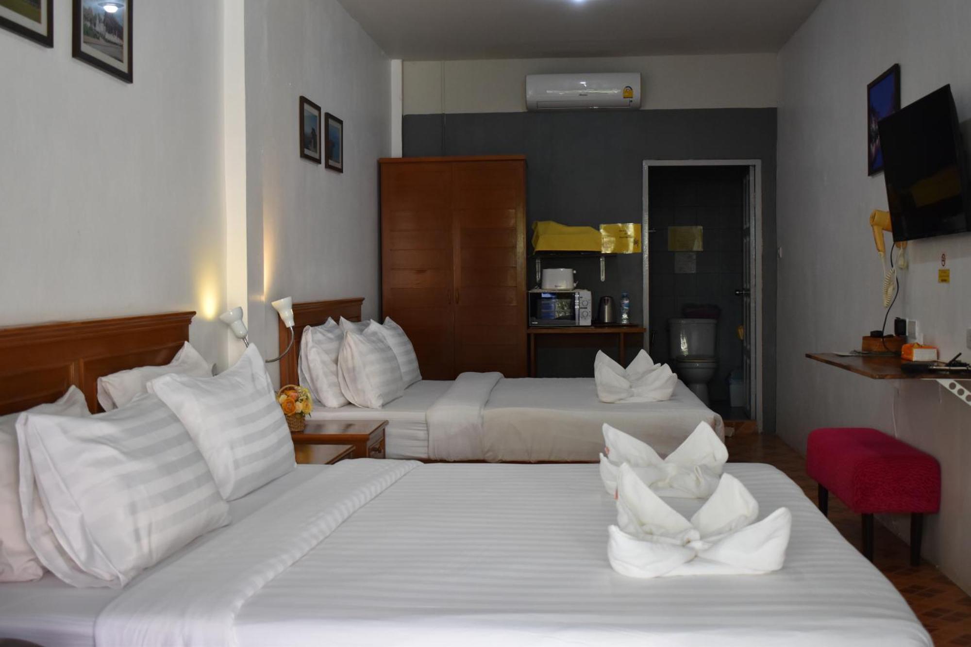 Bed & Breakfast Sala Bua Karon