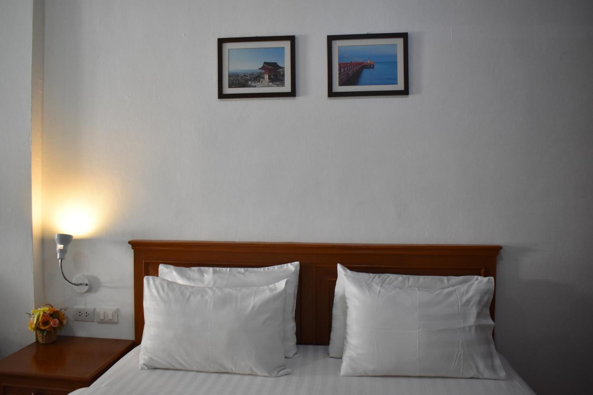 Sala Bua Bed & Breakfast