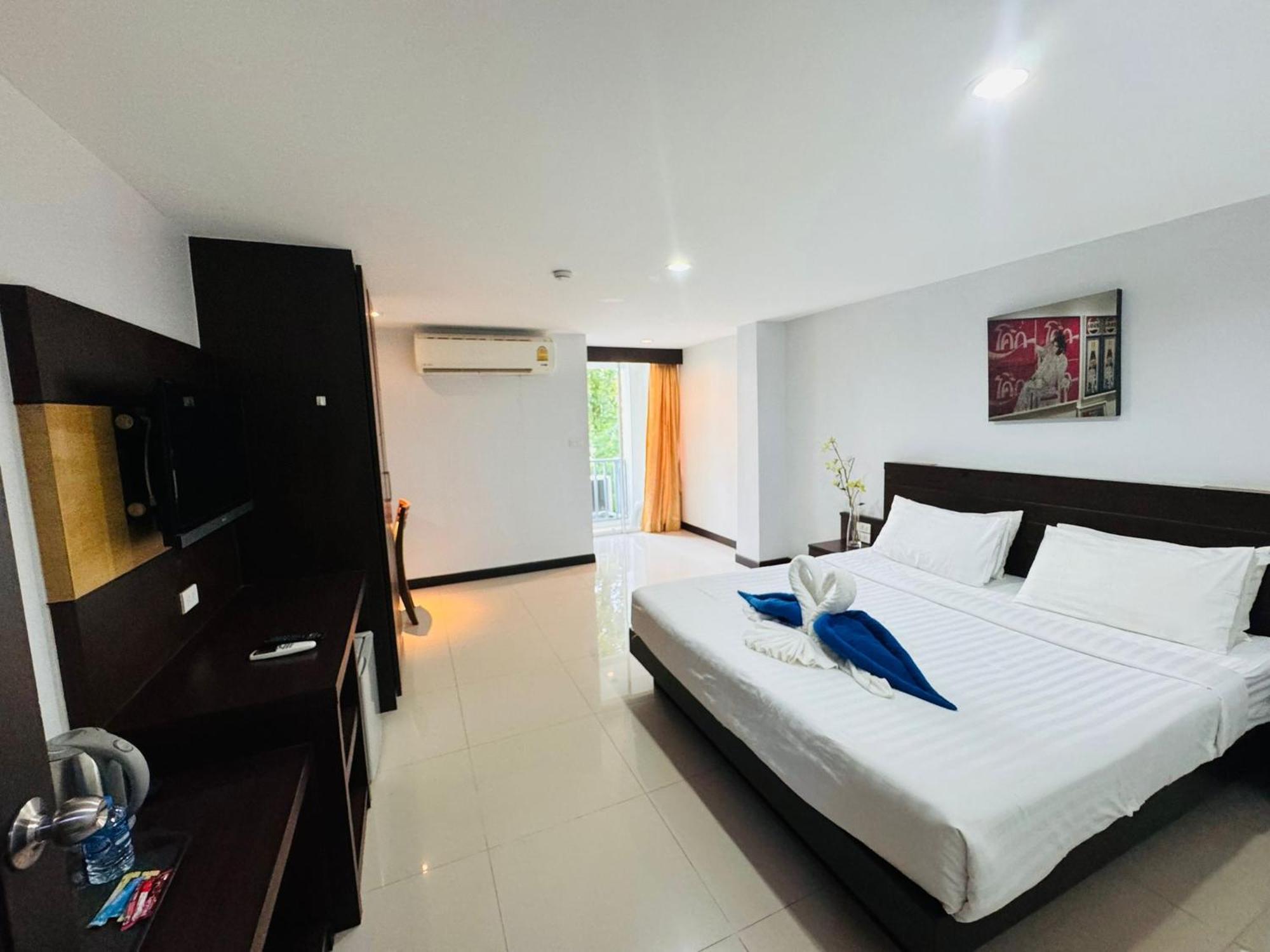 La Casa 3*