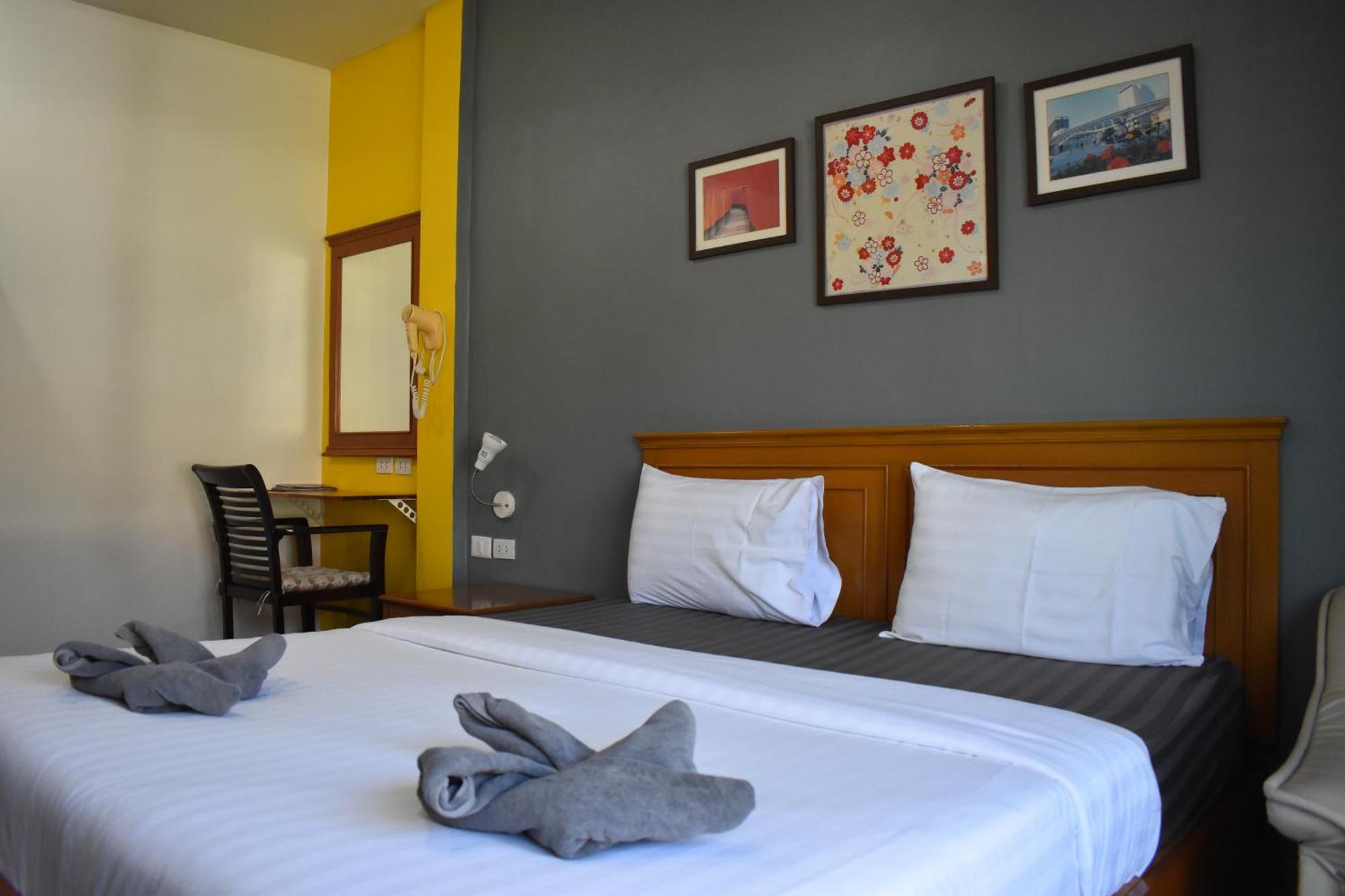Bed & Breakfast Sala Bua Karon