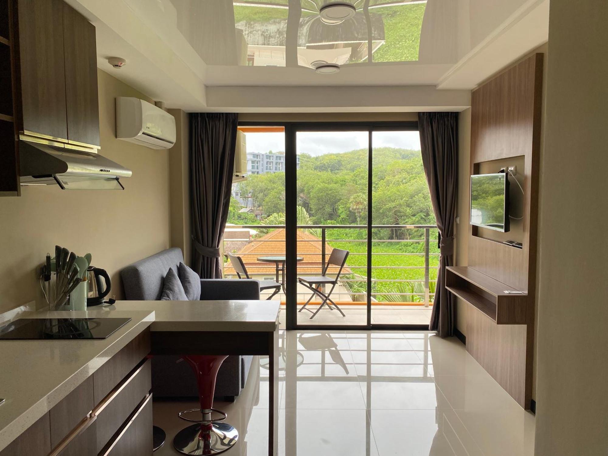 1Bdr Apartment Near Naiharn Beach By Capitalpro