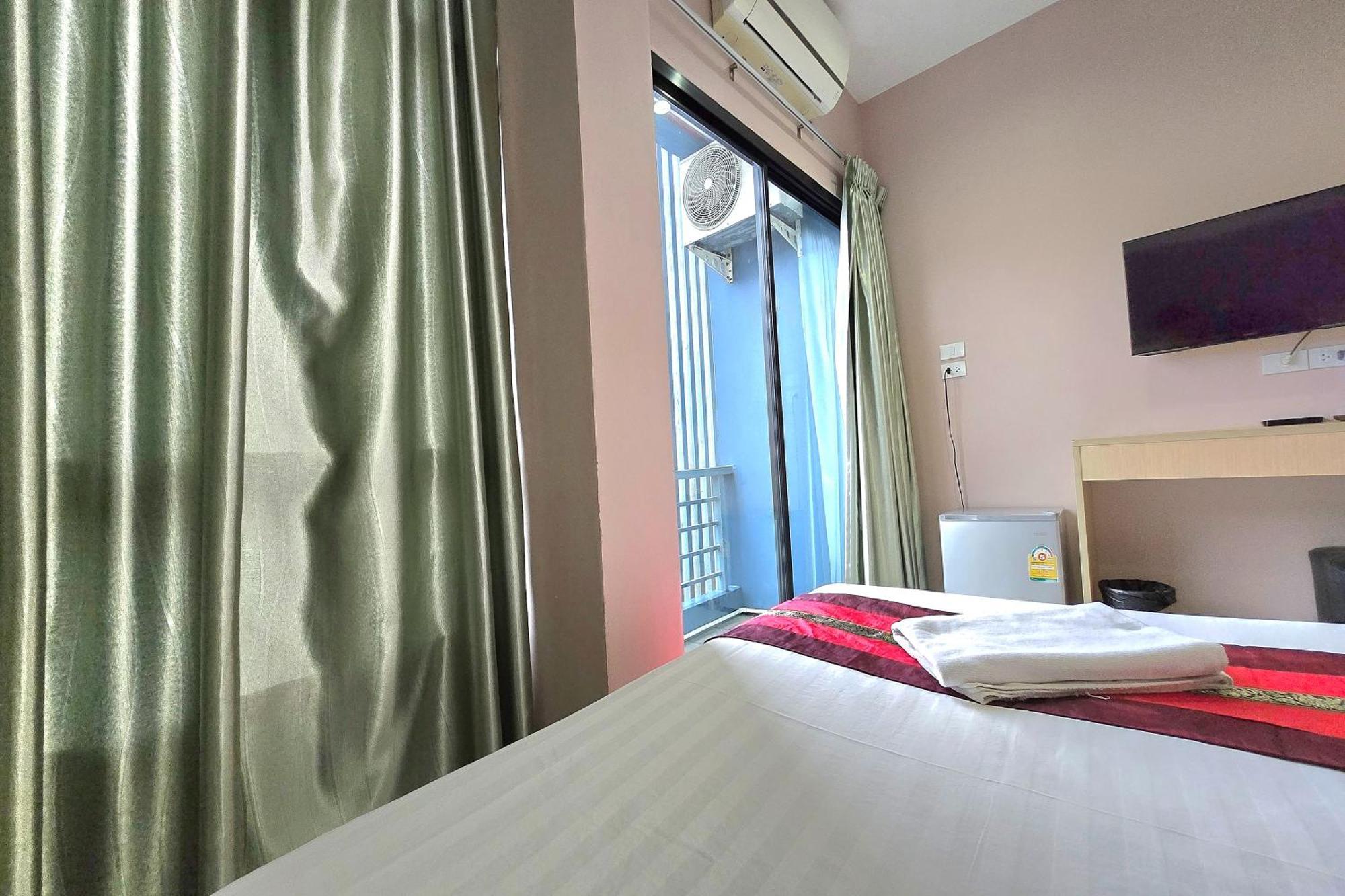 Jj Town Apartamento Phuket