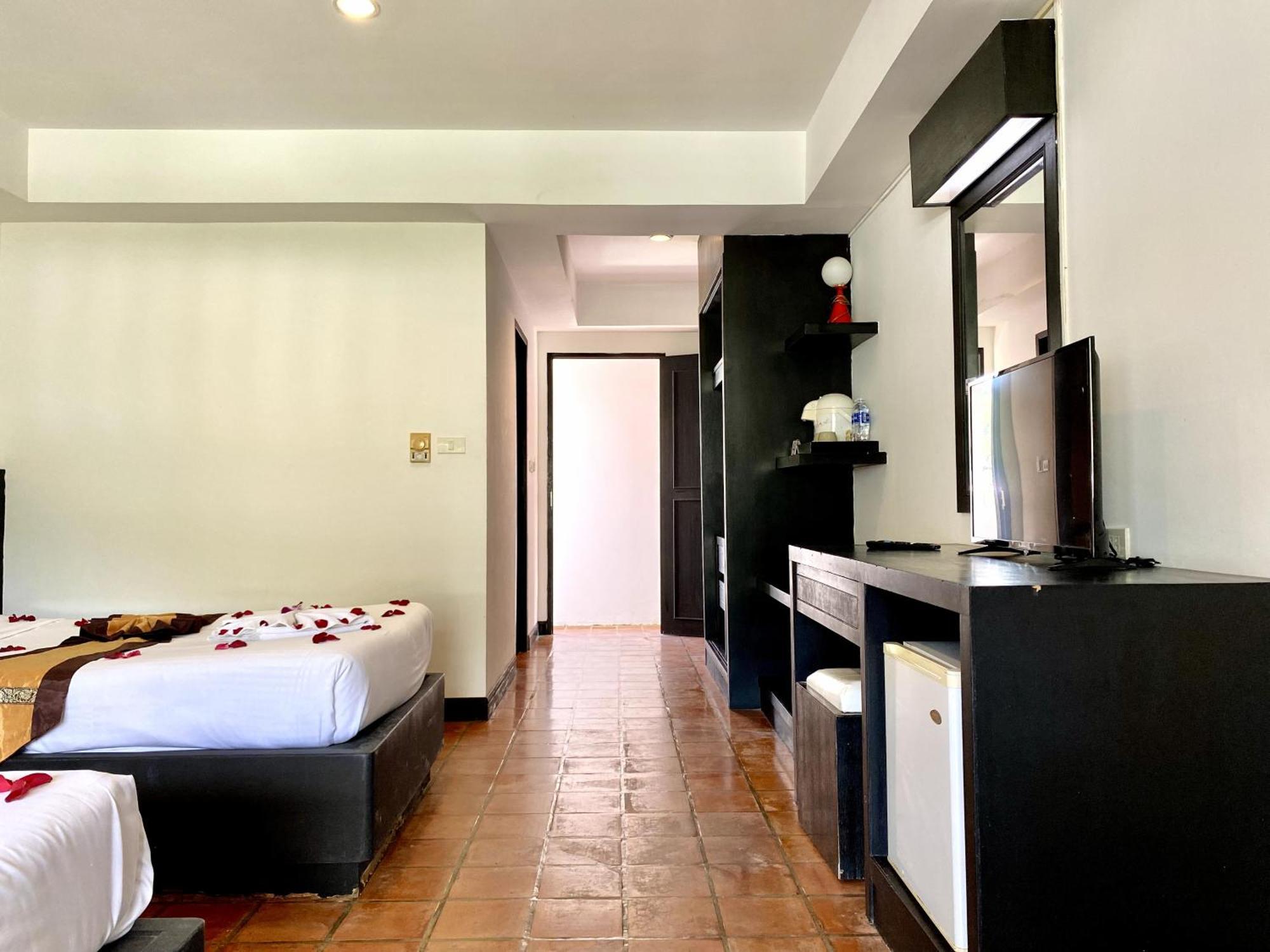 Hotel H.r.k.resort