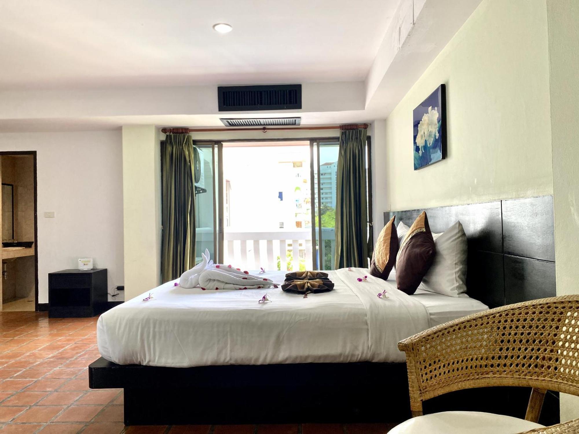 Hotel H.r.k.resort