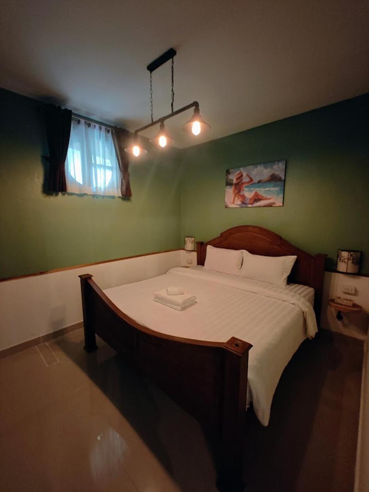 Namphung Phuket Boutique 4*