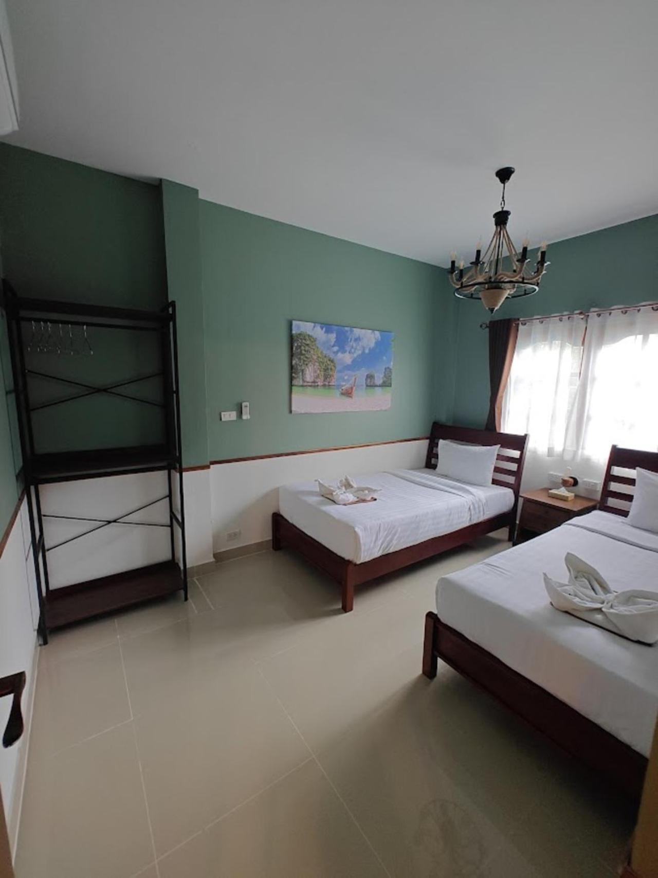 Namphung Phuket Boutique 4* Rawai